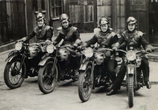 Women despatch riders, 1945